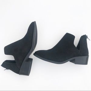 steve madden laramie suede cutout ankle boot